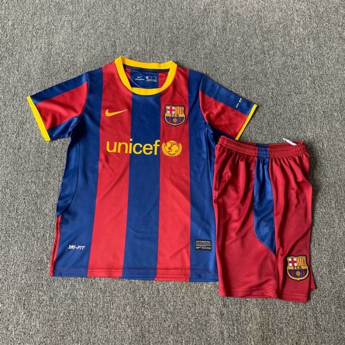 Retro 10/11 Barcelona home kids kit