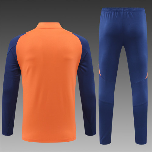 24/25 Manchester United orange training suit