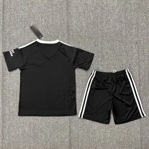 24/25 Arsenal black goalkeeper Kids kit