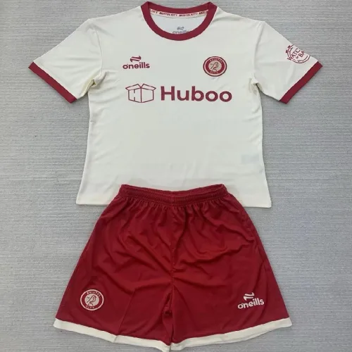 24/25 Bristol City Away kids kit