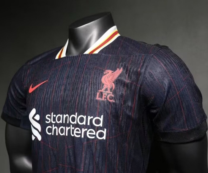 24/25 liverpool black Special edition Player Version