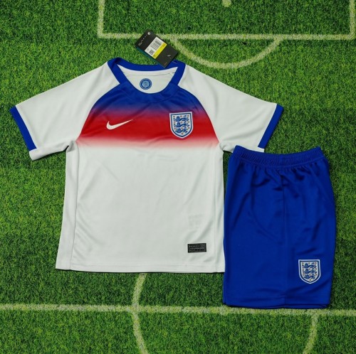 25/26 England home kids kit