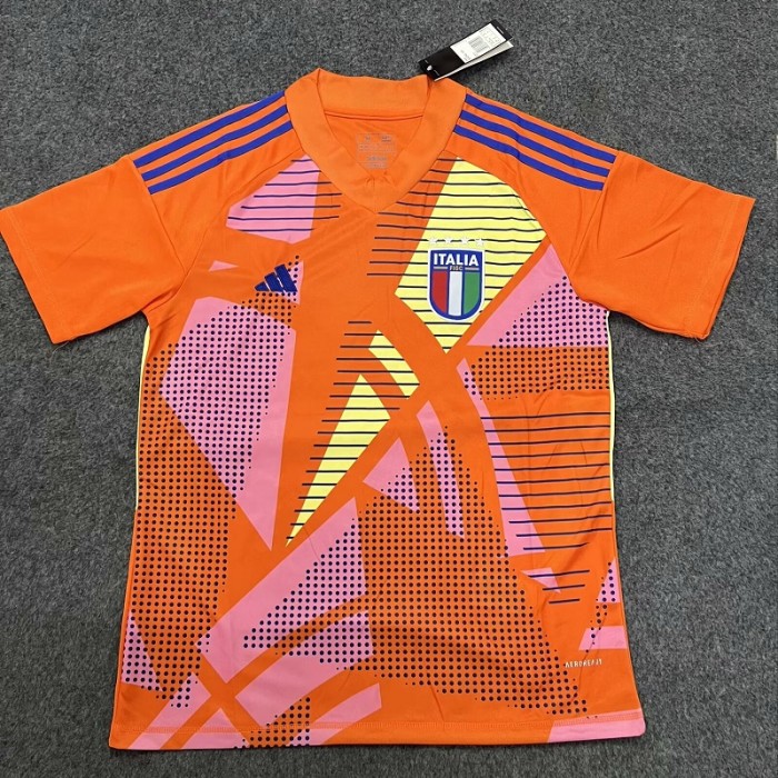 24/25 Italy goalkeeper