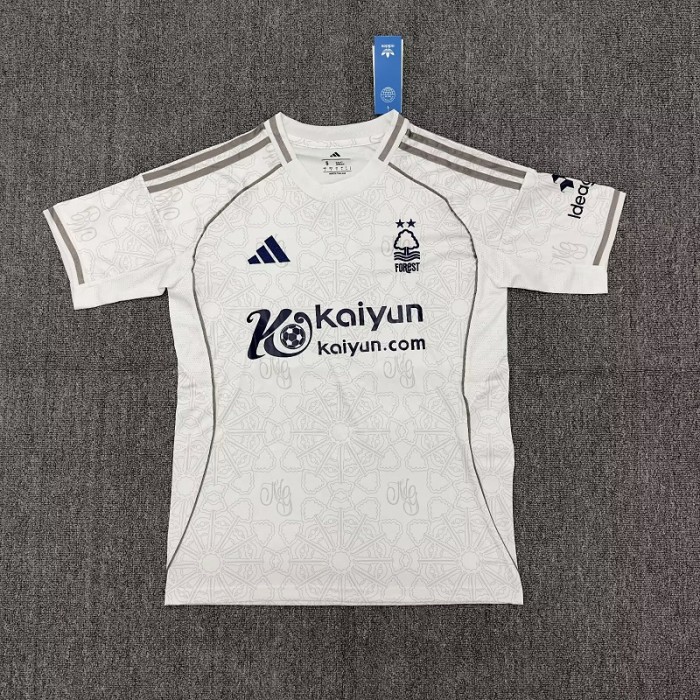 25/26 Nottingham Forest Away football jersey