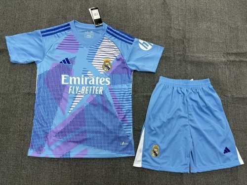 24/25 Real Madrid goalkeeper  Adult Set