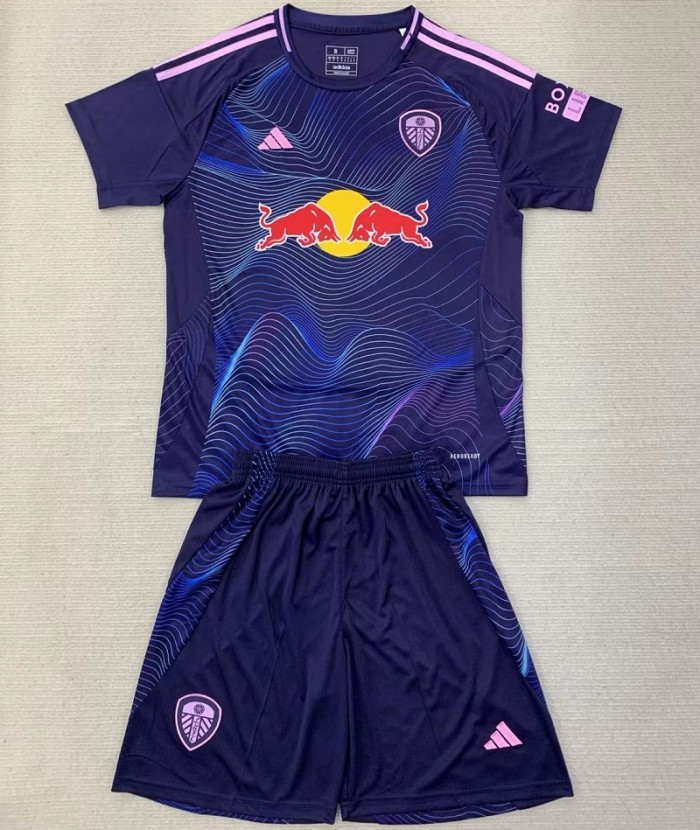 24/25 Leeds United third Adult Set