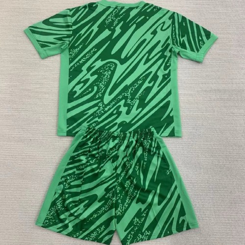 24/25 PSG Green goalkeeper  Adult Set
