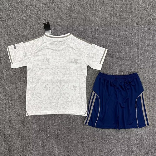 25/26 Nottingham Forest Away kids kit