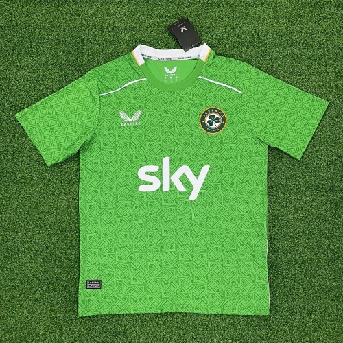 24/25 Ireland home football Jersey