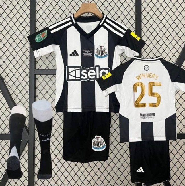 24/25 Newcastle Carabao Cup Winners kids kit