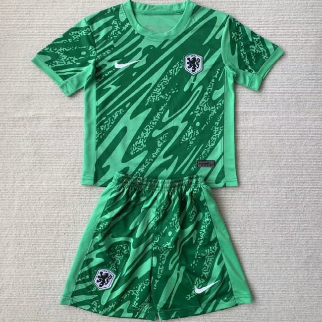 24/25 Netherlands Green goalkeeper Adult Set