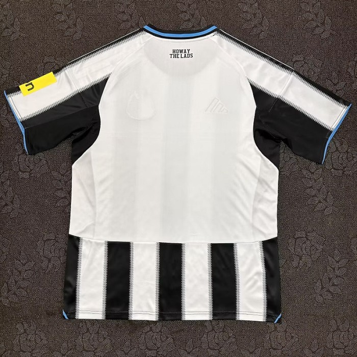 25/26 Newcastle United home football Jersey