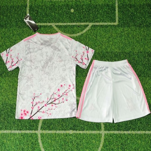 25/26 Japan Anime kids kit