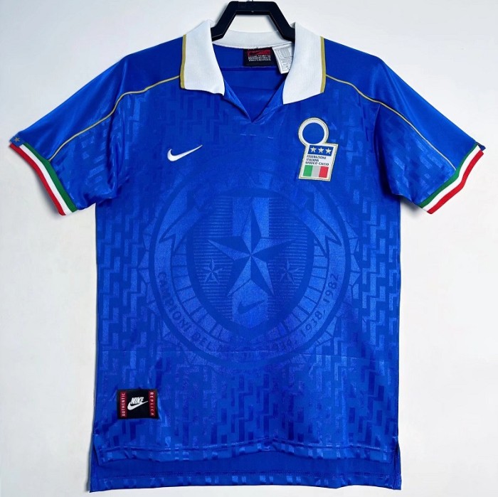 Retro Italy 1995 home