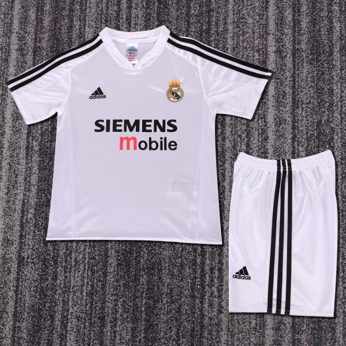 Retro 04/05 Real Madrid home kids kit