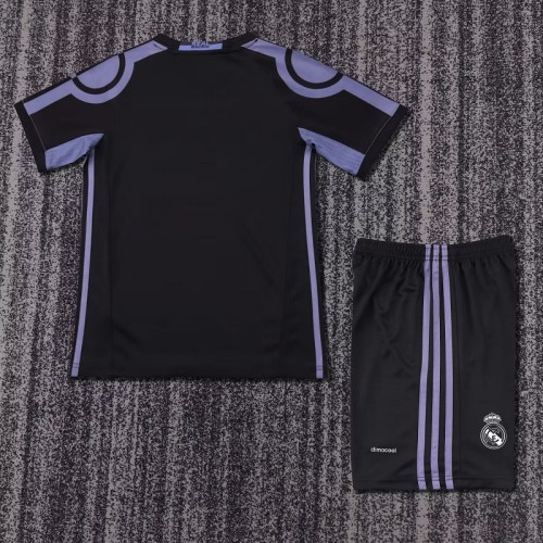 16/17 Retro Real Madrid third kids kit