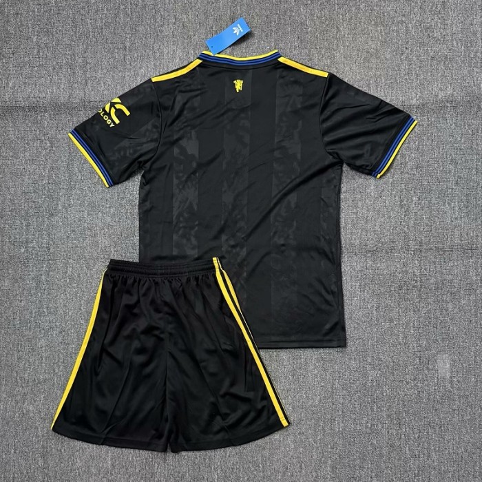 25/26 Manchester United third Adult Set