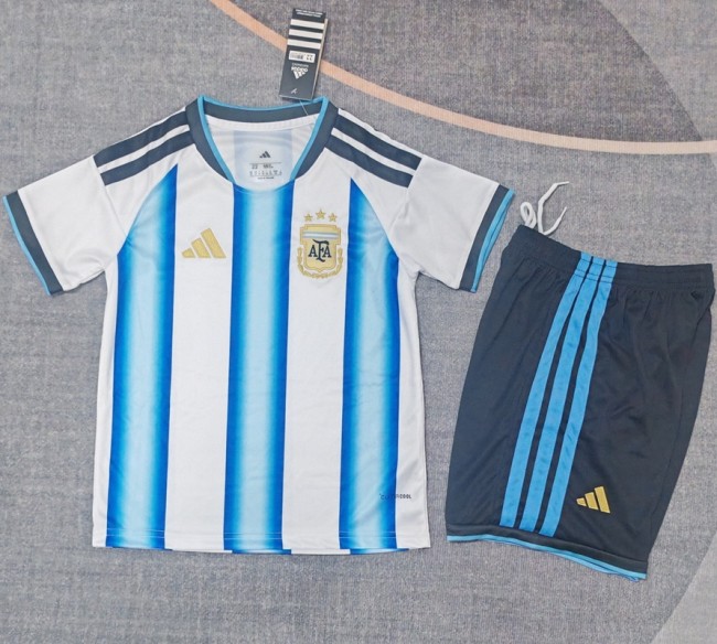 25/26 Argentina home kids kit