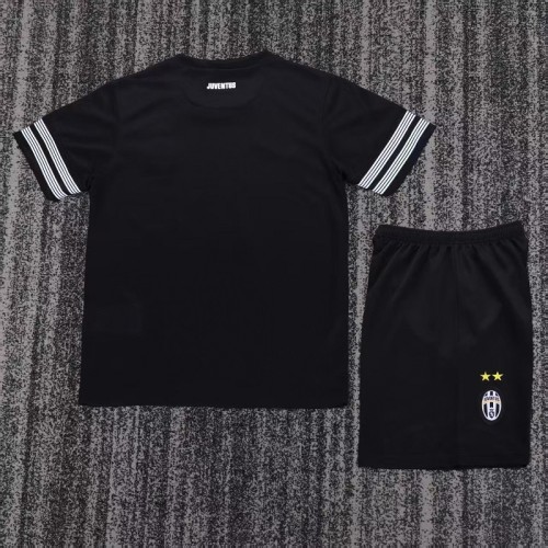 Retro 12/13 Juventus Away kids kit