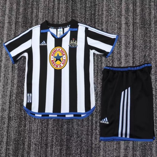 Retro 99/00 Newcastle United home kids kit
