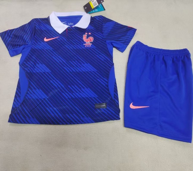 26/27 France home kids kit