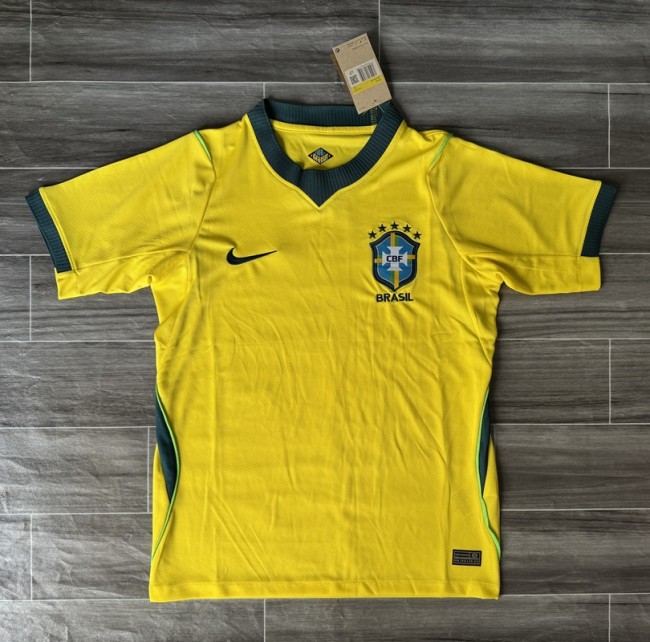 25/26 Brazil home football jersey
