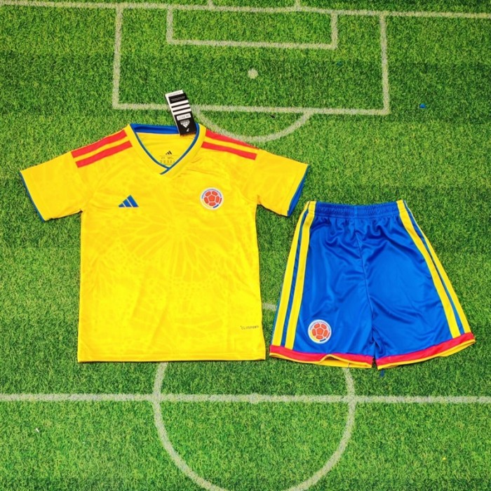 26/27 Colombia home kids kit