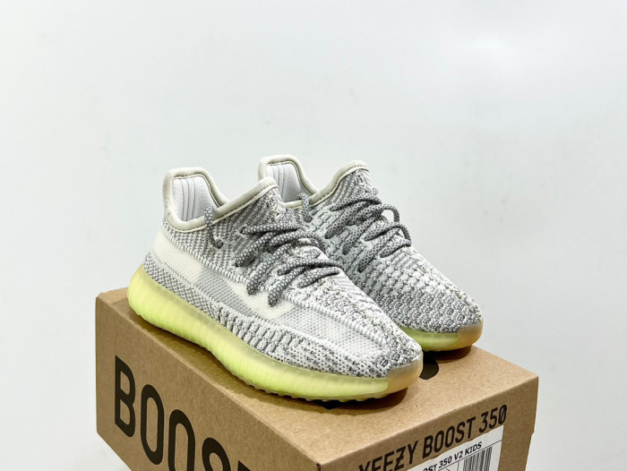 YEEZY 350V2 kids Shoes