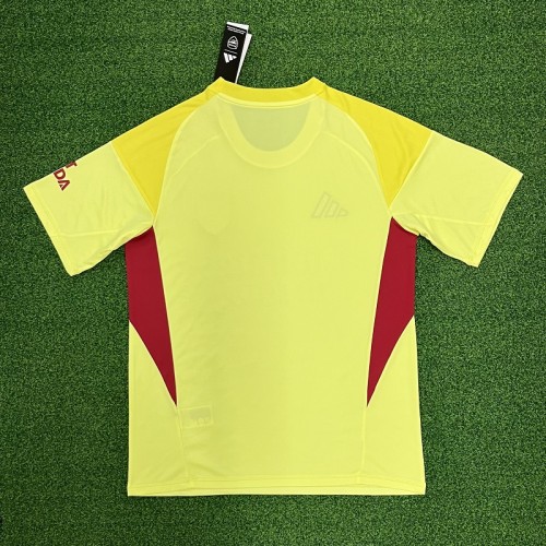 25/26 Arsenal goalkeeper yellow