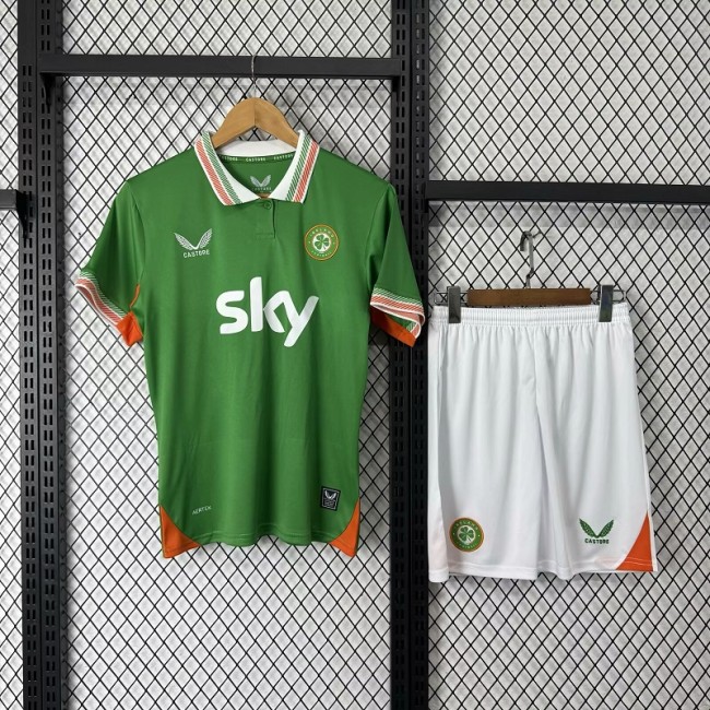 25/26 Ireland home kids kit
