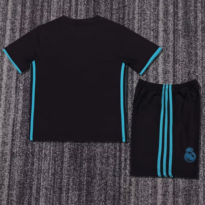 17/18 Retro Real Madrid Away kids kit