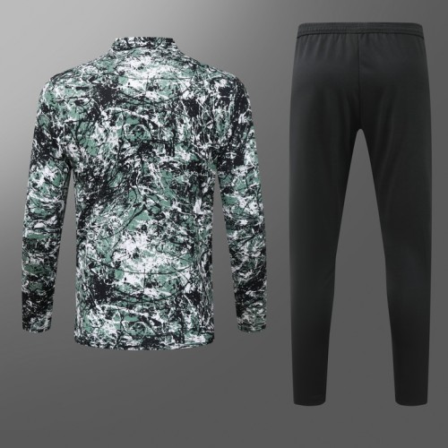 24/25 Manchester United camouflage training suit