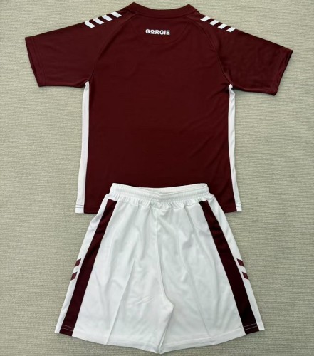 25/26 Heart home kids kit