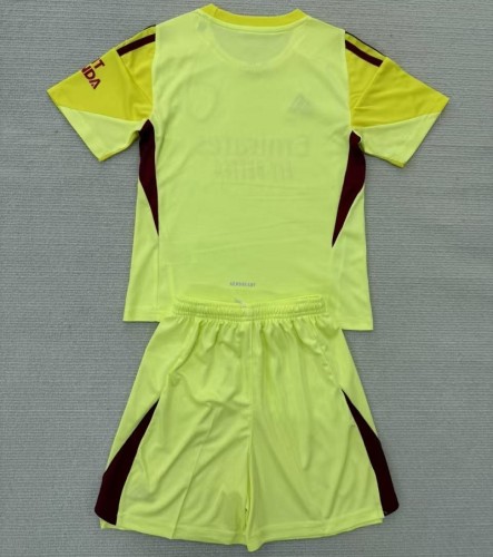 25/26 Arsenal goalkeeper  Adult kit yellow
