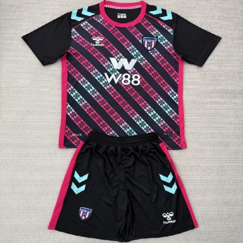 25/26 Sunderland goalkeeper  Adult Set black