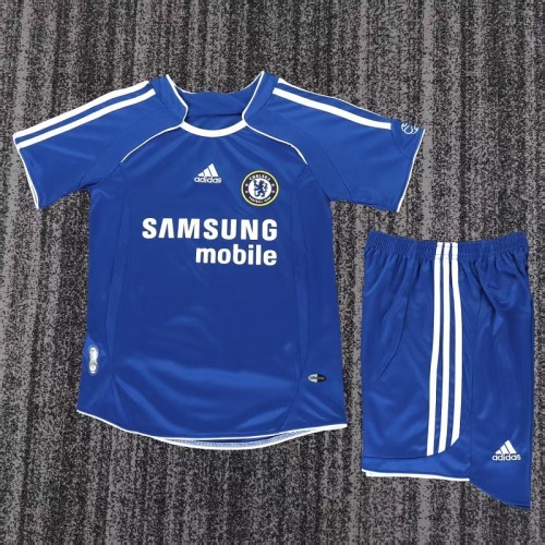 Retro 06/07 Chelsea home kids kit