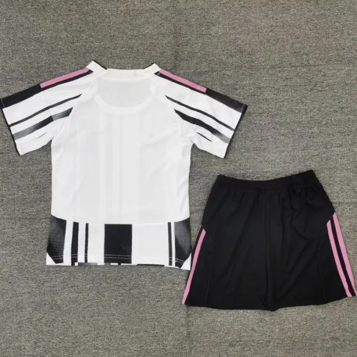 25/26 Juventus home Adult set