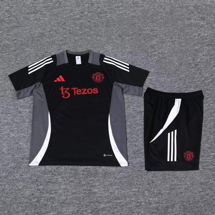 24/25 Manchester United Short sleeve black training suit