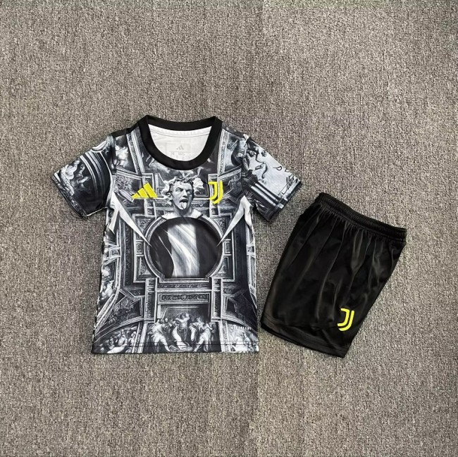25/26 Juventus Clover Special Edition kids kit