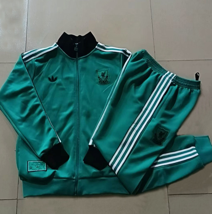25/26 Liverpool kids jacket green