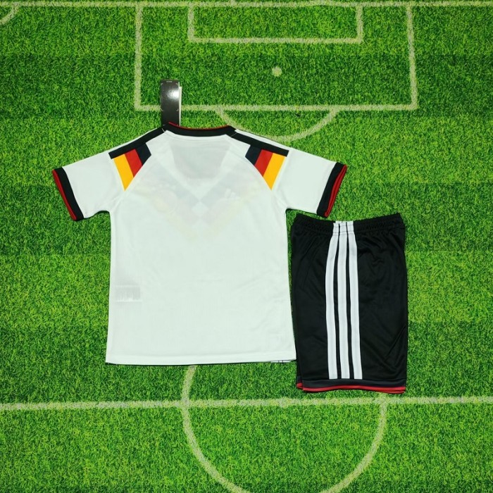 25/26 Germany home kids kit