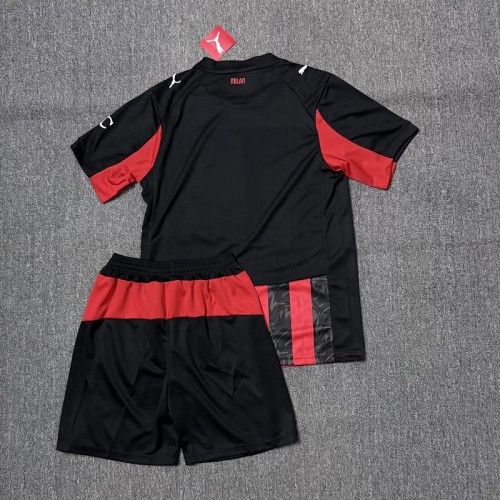 25/26 AC milan home Adult Set
