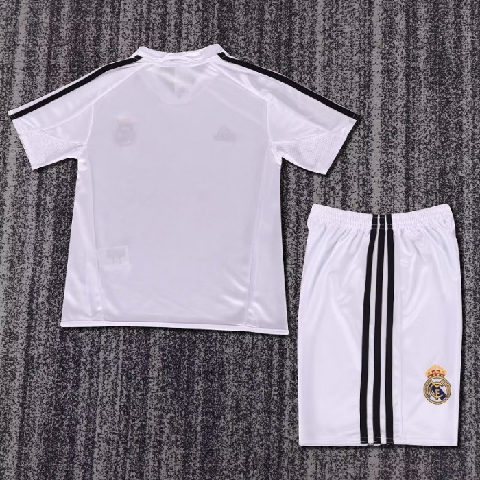 Retro 04/05 Real Madrid home kids kit