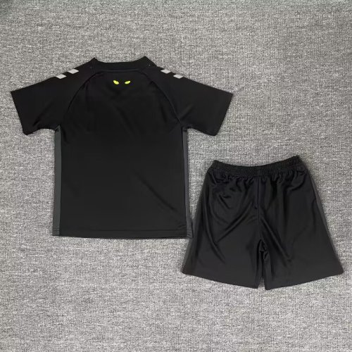 25/26 Sunderland third kids kit