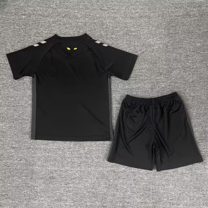 25/26 Sunderland third kids kit