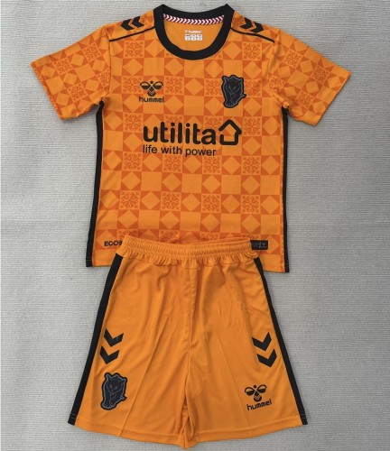 25/26 Sunderland goalkeeper kids kit orange