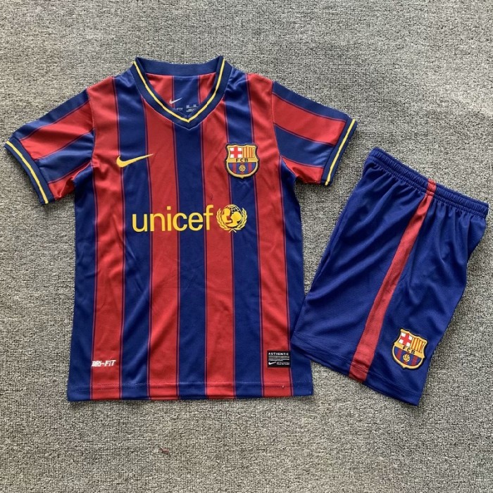 Retro 09/10 Barcelona home kids kit