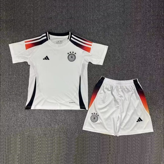 24/25 Germany home kids kit
