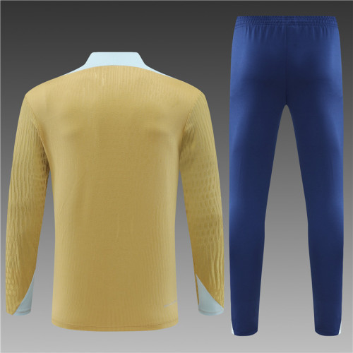 24/25 France training  Adult suit