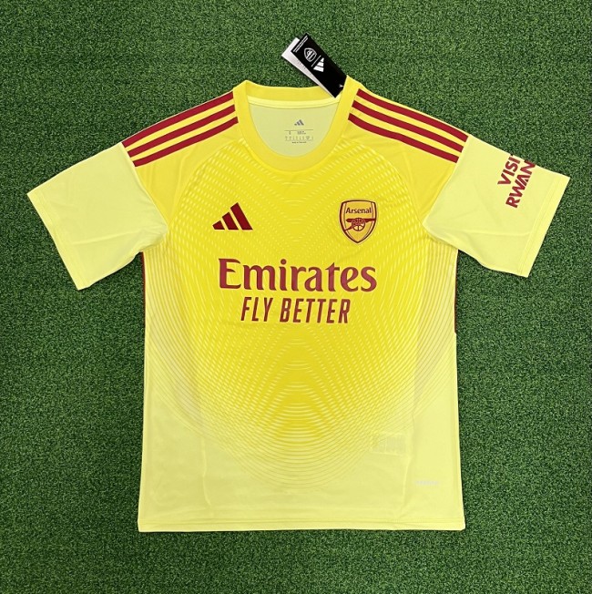 25/26 Arsenal goalkeeper yellow